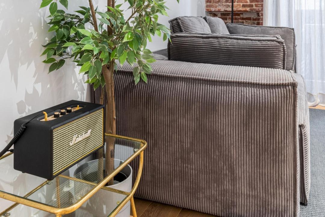 2 Bedrooms 1 Bathroom Furnished - Centro - Equipped & Stylish - Minty Stay Madrid Eksteriør billede